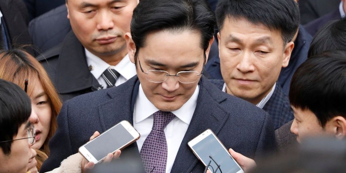 Мерчендайзинг новости: главе компании Samsung грозит срок в 12 лет тюремного заключения